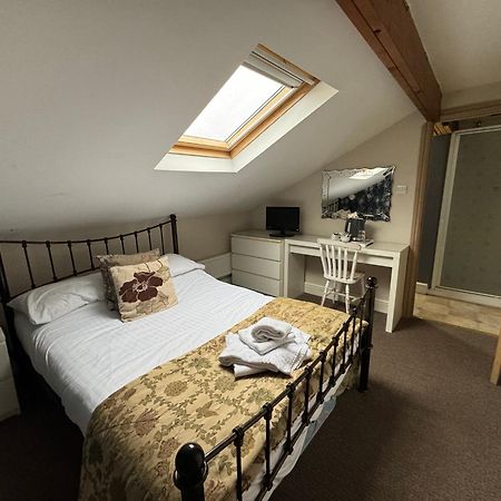 Bed and Breakfast Saughy Rigg Farm Халтвисл Экстерьер фото